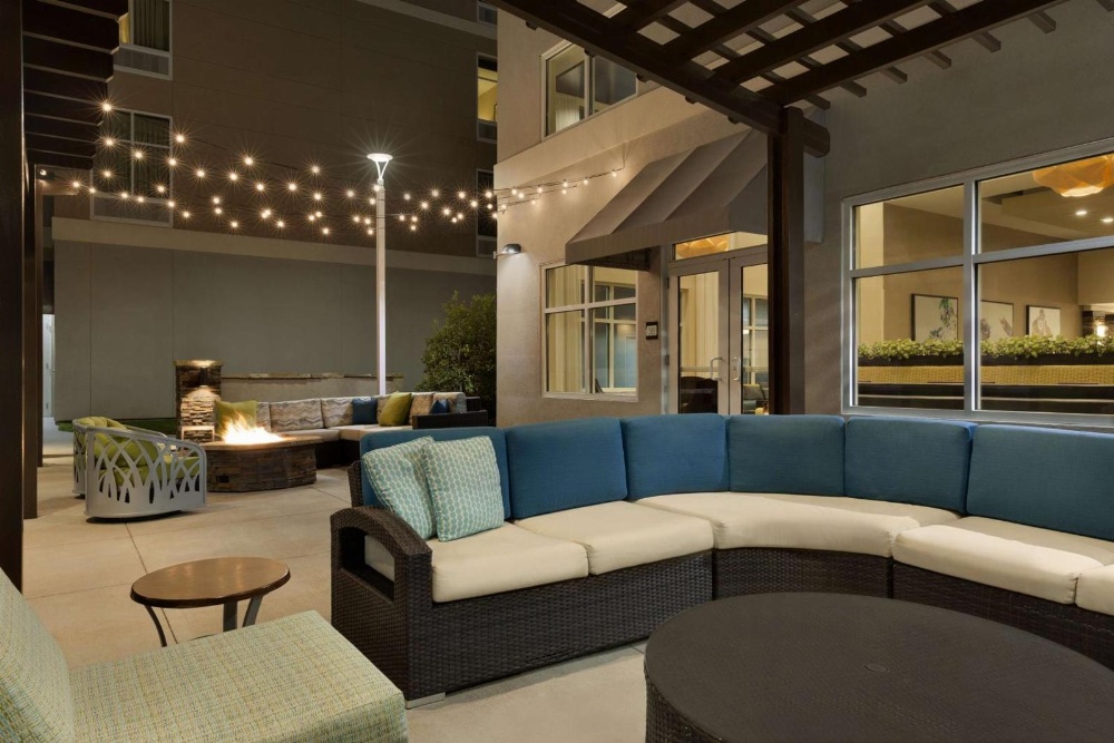 Homewood Suites By Hilton Mobile I-65/Airport Blvd Main image